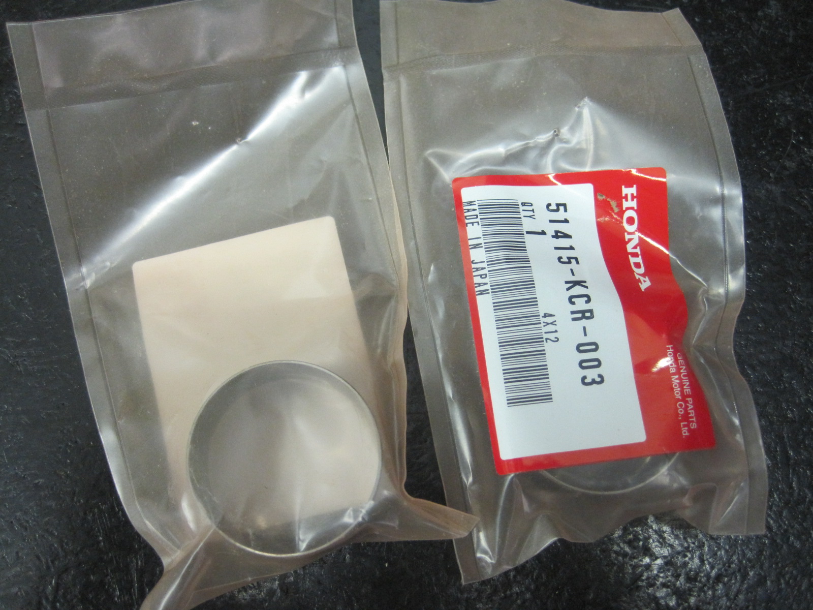 (image for) 51415-KCR-003 OEM inner fork bushings, pair